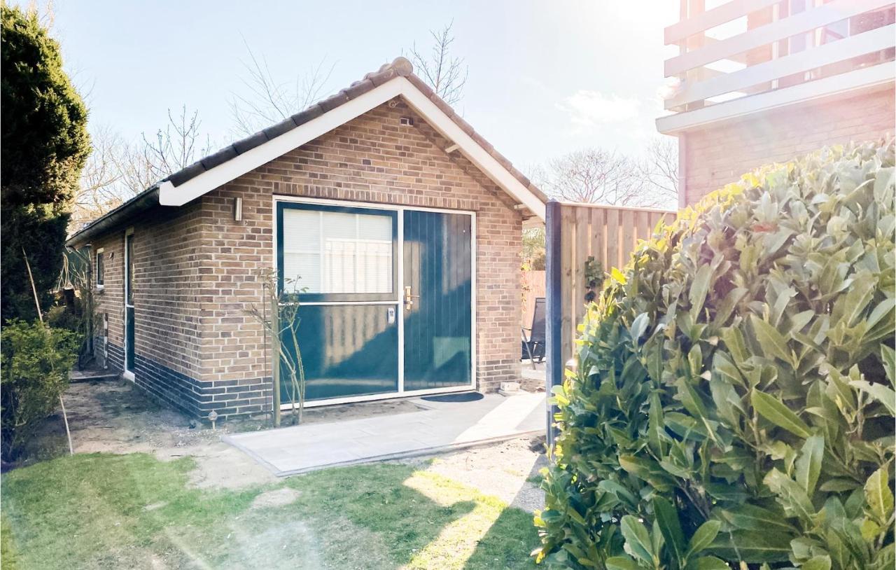 1 Bedroom Gorgeous Home In Zoutelande Exterior photo
